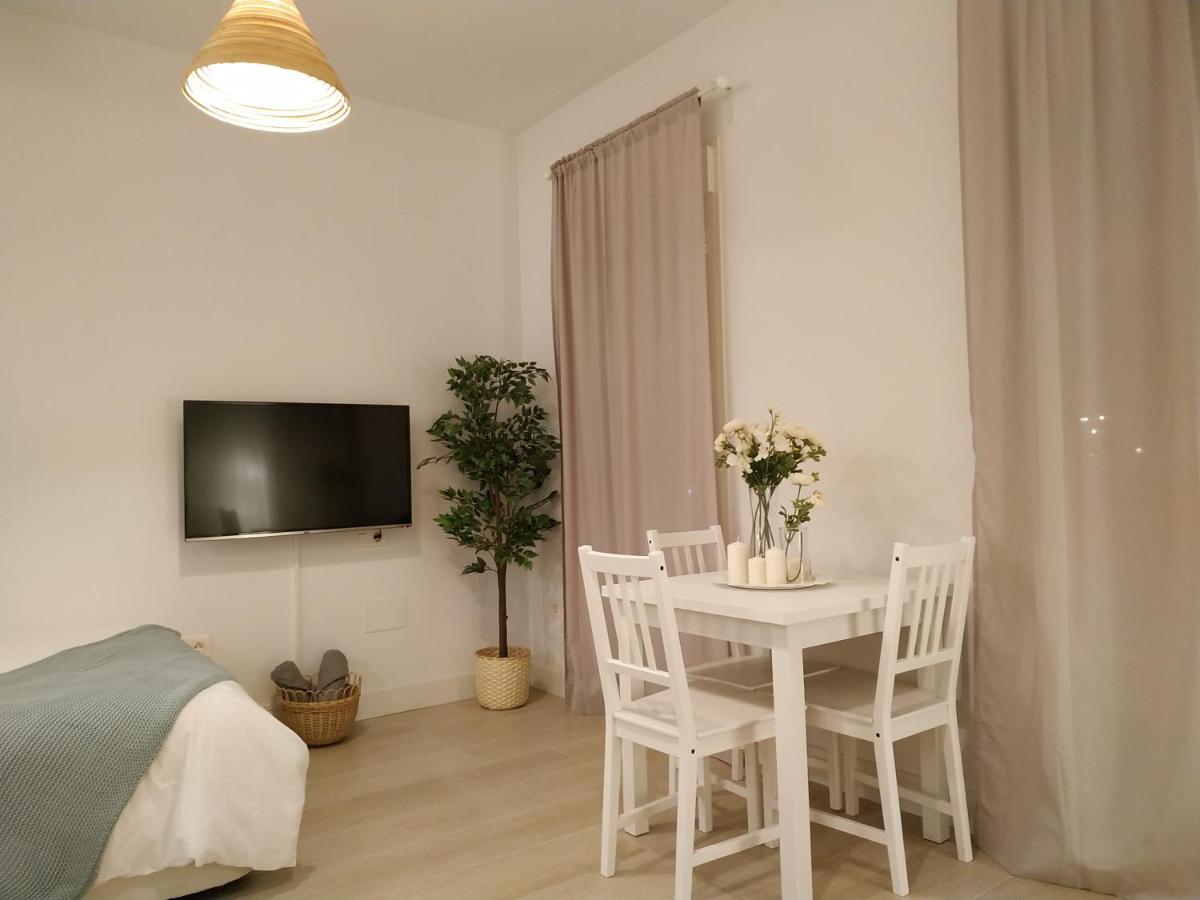 Apartamento de estreno a 3 minutos de calle Larios New apartment 3 minutes from Larios Street Málaga Exterior foto